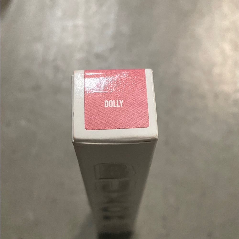 Buxom Full-On Plumping Lip Cream in Dolly. Brand new in box - Picture 2 of 5